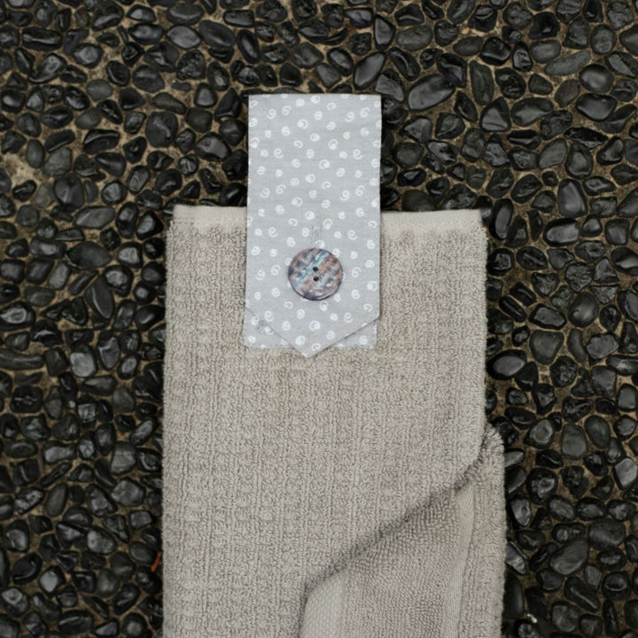 Prestige range Modern hanging hand towel