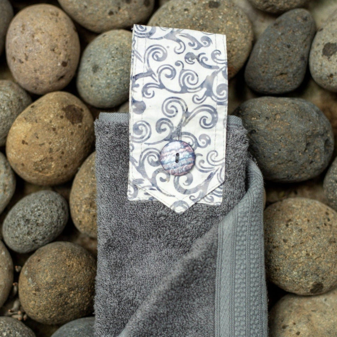 Deluxe range Modern hanging hand towel