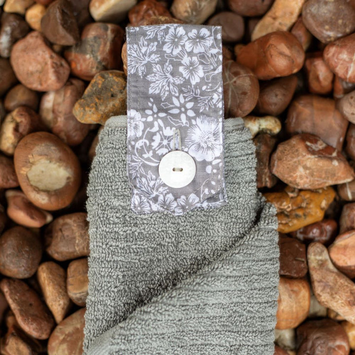 Luxury range Modern hanging hand towel